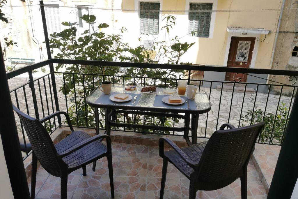 Villa Corfiot Cozy House à Corfu  Extérieur photo