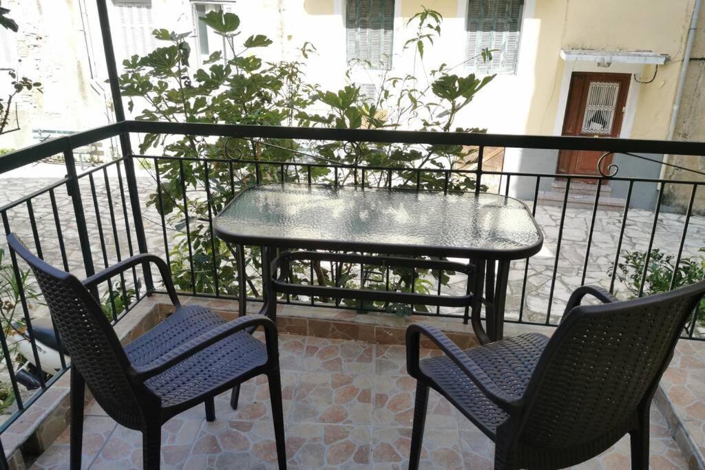 Villa Corfiot Cozy House à Corfu  Extérieur photo